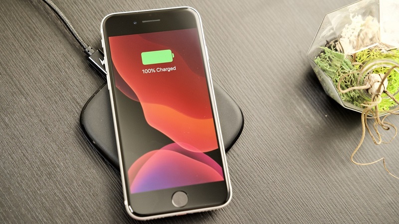 iPhone giá rẻ thế hệ mới sẽ bắt đầu từ 4.6 triệu đồng iPhone giá rẻ thế hệ mới sẽ bắt đầu từ 4.6 triệu đồng