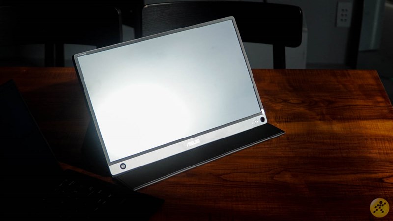 Thiết kế màn hình ASUS ZenScreen Go