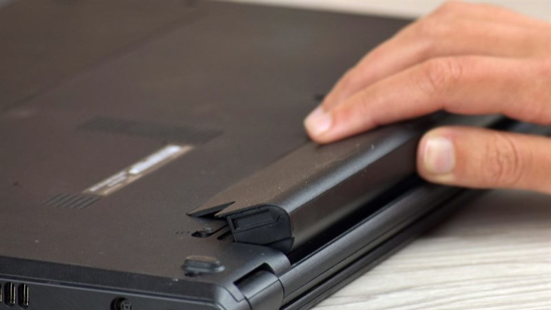 Laptop đã cắm sạc nhưng không lên pin, kiểm tra ngay 5 thứ này nhé Laptop đã cắm sạc nhưng không lên pin, kiểm tra ngay 5 thứ này nhé