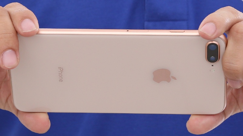 iPhone 8 Plus