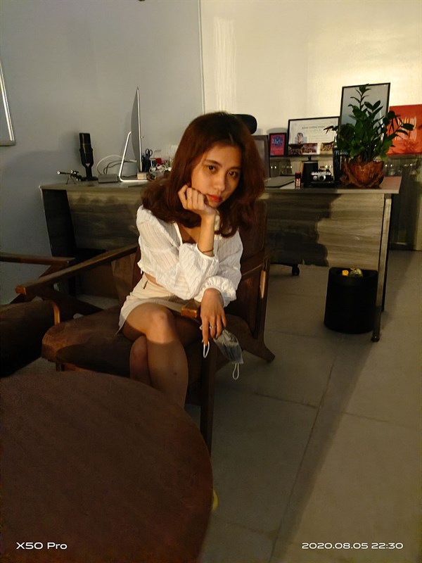 Ảnh chụp trong điều kiện có ánh sáng phức tạp Ảnh chụp trong điều kiện có ánh sáng phức tạp