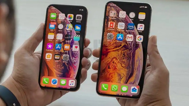 iPhone iPhone