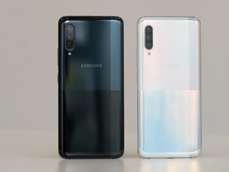 Mặt lưng độc đáo trên Galaxy A90 5G Mặt lưng độc đáo trên Galaxy A90 5G