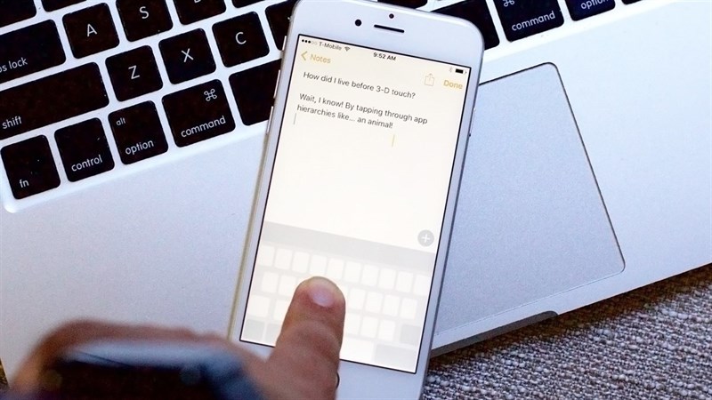 Gõ bàn phím trên iPhone nhanh hơn bàn phím cơ của laptop với 8 mẹo này