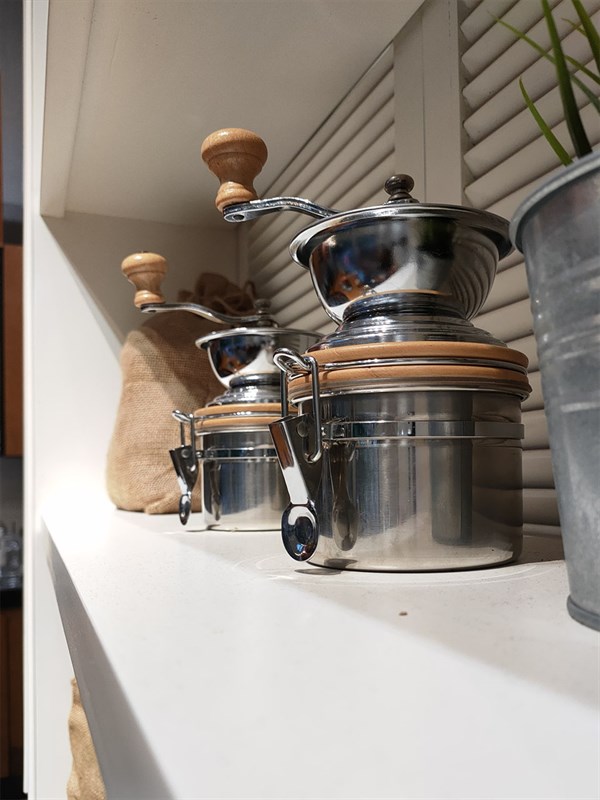 Ảnh chụp tự động trong điều kiện ánh sáng phức tạp Ảnh chụp tự động trong điều kiện ánh sáng phức tạp