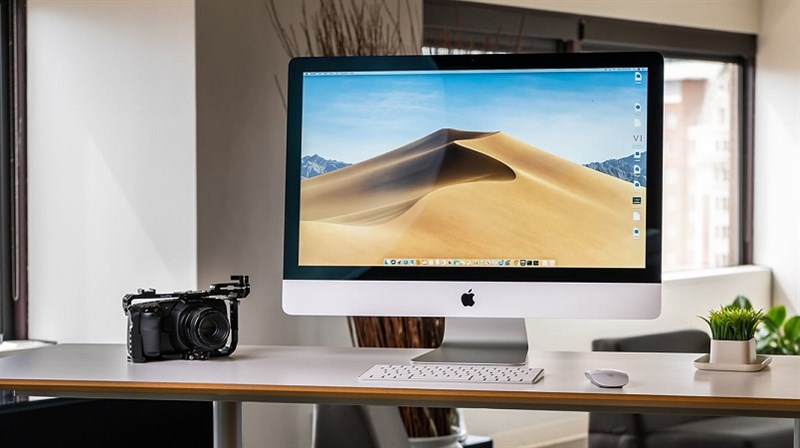 Apple ra mắt iMac màn hình 27 inch mới: Vi xử lý Intel 10 nhân, RAM 128 GB cùng ổ SSD lên tới 8 TB Apple ra mắt iMac màn hình 27 inch mới: Vi xử lý Intel 10 nhân, RAM 128 GB cùng ổ SSD lên tới 8 TB