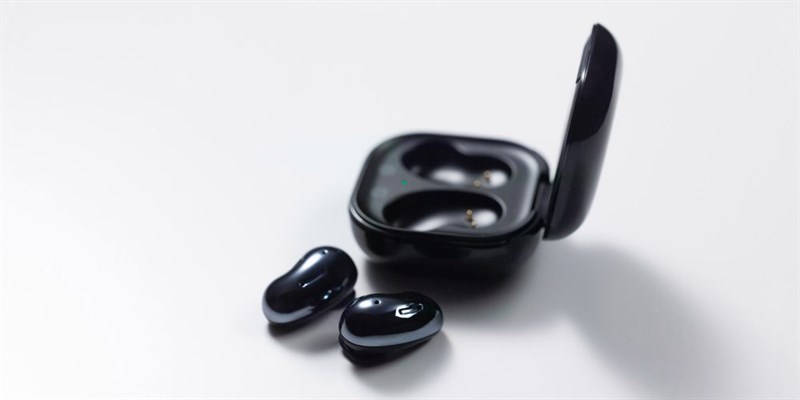 Samsung Galaxy Buds Live thiết kế hình hạt đậu mới lạ, có khử ồn chủ động ra mắt với giá chưa tới 4 triệu đồng Samsung Galaxy Buds Live thiết kế hình hạt đậu mới lạ, có khử ồn chủ động ra mắt với giá chưa tới 4 triệu đồng
