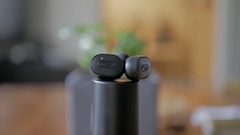 Earphone Earphone