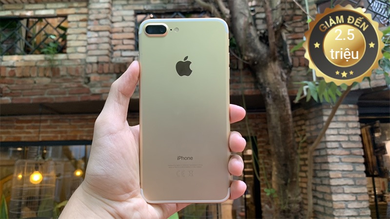 iPhone 7, 7 Plus giảm giá hot