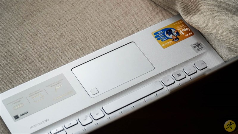 Bàn di chuột của ASUS VivoBook A412FA Bàn di chuột của ASUS VivoBook A412FA