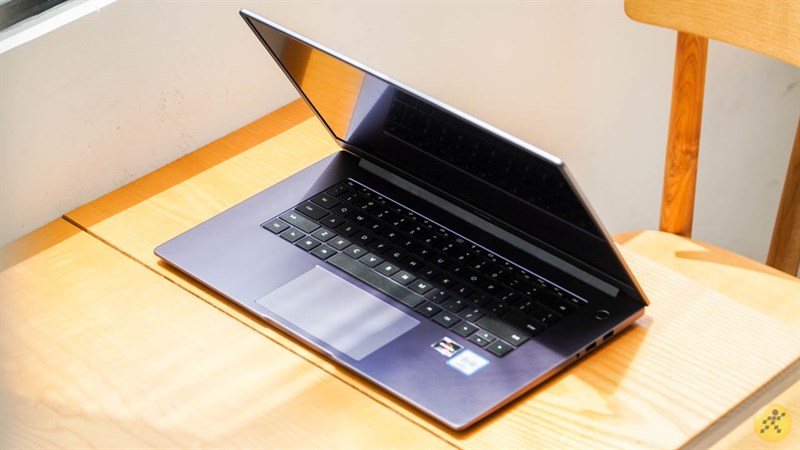 Laptop Huawei đến hiện tại vẫn đang chạy tốt Windows