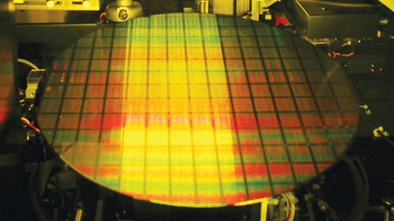 Tấm wafer chứa các vi xử lý tiến trình 12nm của TSMC