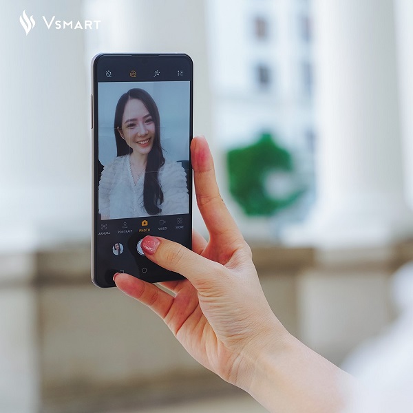 Cùng chiêm ngưỡng chất lượng ảnh chụp selfie từ camera dưới màn hình của Aris 5G Pro, nhìn thôi đã muốn mua ngay một chiếc