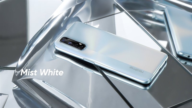 Giá tốt, cấu hình cao, Realme đã bán được hơn 180 ngàn chiếc smartphone Realme 7 trong đợt mở bán đầu tiên