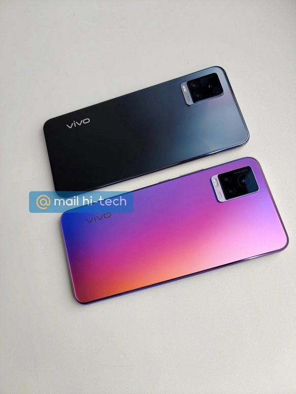 Vivo V20 dùng chip Snapdragon 765G, RAM lên tới 8GB lộ ảnh ngoài đời thực với cụm 3 camera hình chữ nhật mặt sau Vivo V20 dùng chip Snapdragon 765G, RAM lên tới 8GB lộ ảnh ngoài đời thực với cụm 3 camera hình chữ nhật mặt sau
