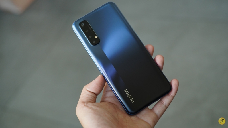 Thiết kế Realme 7 Thiết kế Realme 7