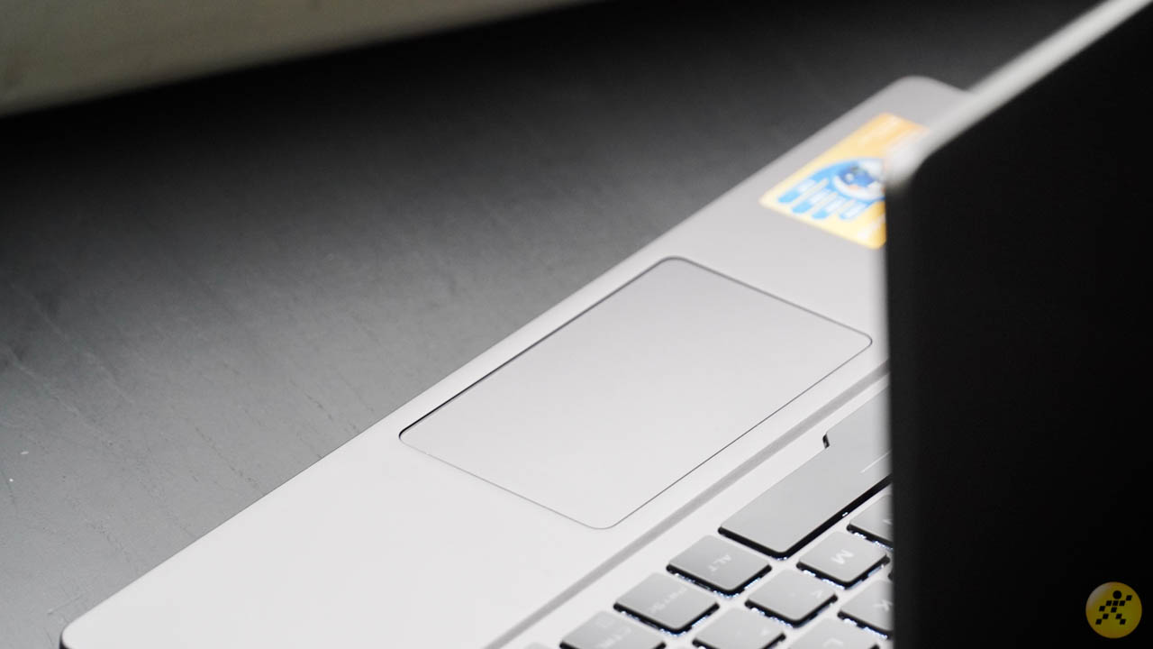 Bàn di chuột của ROG Zephyrus G14 Bàn di chuột của ROG Zephyrus G14