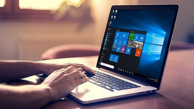 Windows và Office bản quyền nên được sử dụng Windows và Office bản quyền nên được sử dụng