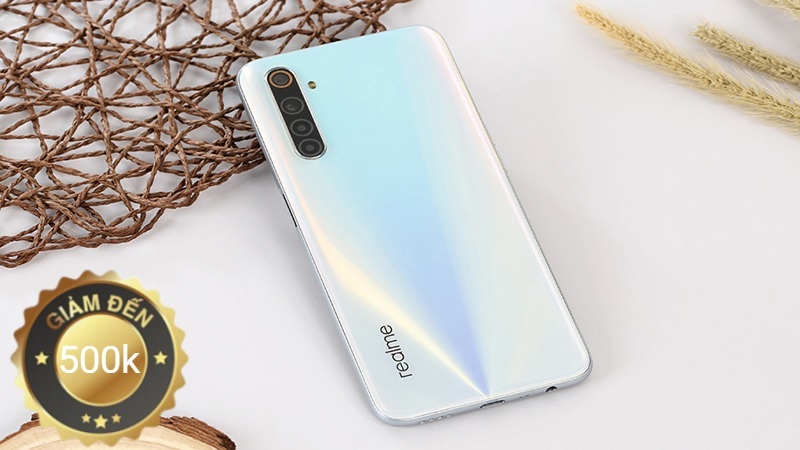Realme ưu đãi giá tốt trong tháng 10 Realme ưu đãi giá tốt trong tháng 10
