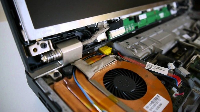 Lồng xoắn bên trong Lenovo ThinkPad Lồng xoắn bên trong Lenovo ThinkPad