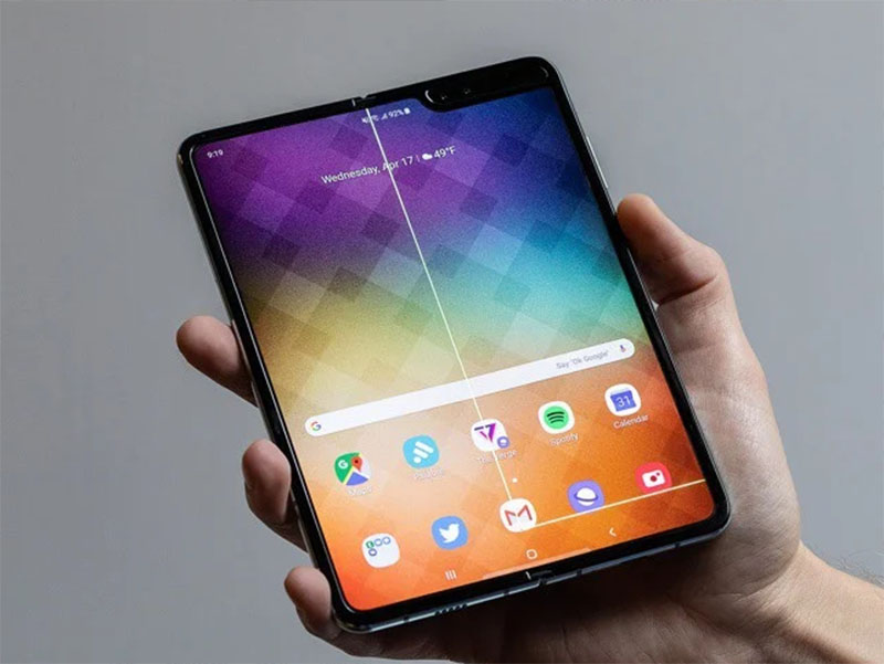 Galaxy Fold gặp lỗi khi gập nhiều lần