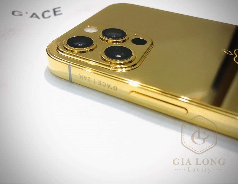 Đây là iPhone 12 Pro mạ vàng đầu tiên tại Việt Nam, giá 127 triệu đồng Đây là iPhone 12 Pro mạ vàng đầu tiên tại Việt Nam, giá 127 triệu đồng