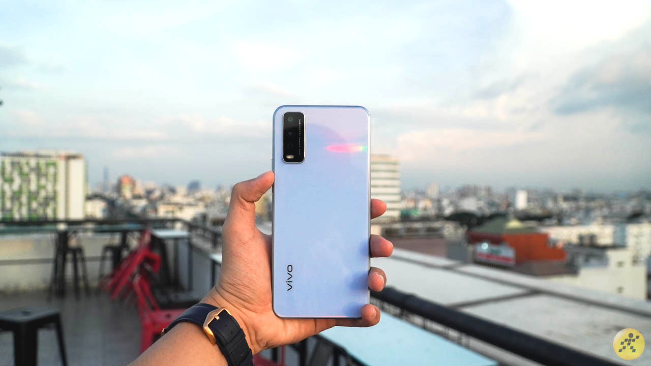 Thiết kế tổng thể của Vivo Y12s Thiết kế tổng thể của Vivo Y12s