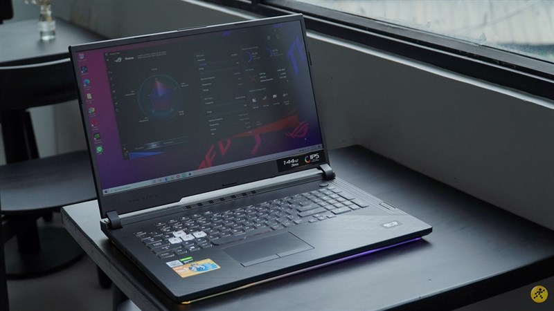 Trên tay ASUS ROG Strix G17