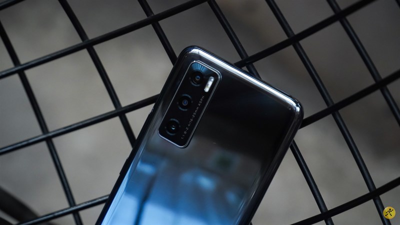 Cụm 3 camera trên Vivo V20 SE Cụm 3 camera trên Vivo V20 SE