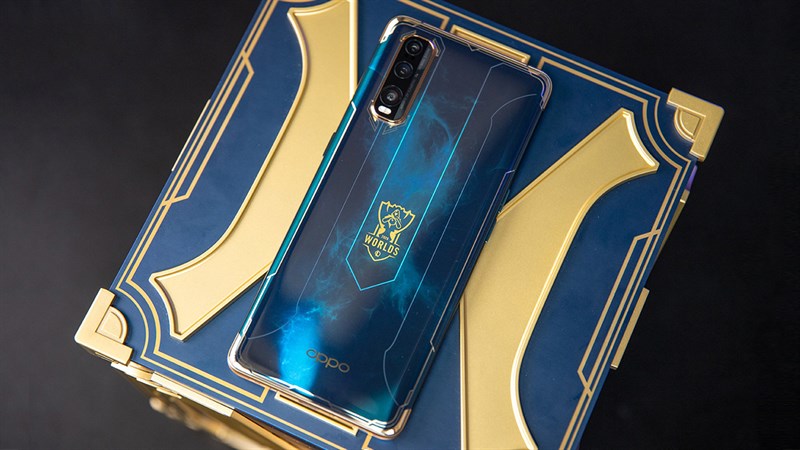 Trên tay OPPO Find X2 phiên bản Liên Minh Huyền Thoại