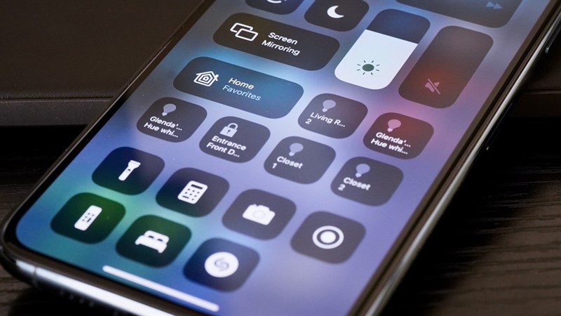 Hướng dẫn sử dụng và tuỳ chỉnh Trung tâm điều khiển trên iPhone, cách đơn giản để chiếc điện thoại của bạn tuyệt vời hơn