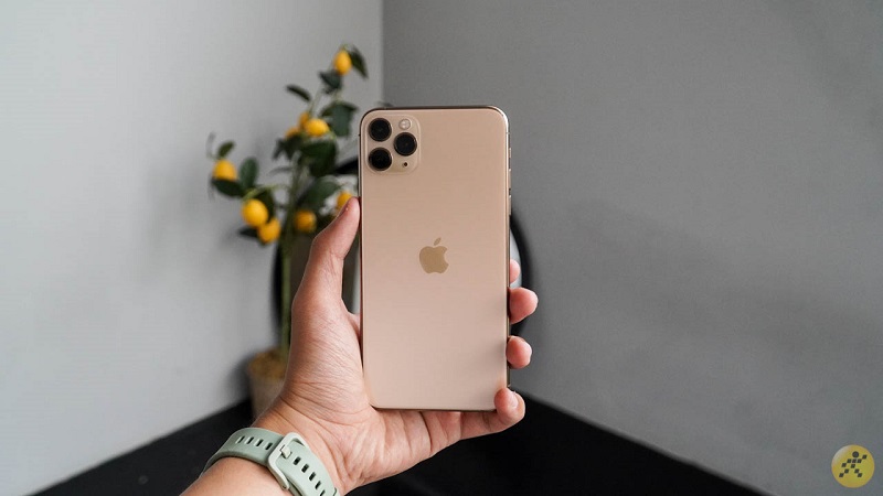 Dành cho những ai đang phân vân mua iPhone 11 Pro Max, đọc xong chốt luôn em hàng chưa bao giờ hết ‘hot’ này Dành cho những ai đang phân vân mua iPhone 11 Pro Max, đọc xong chốt luôn em hàng chưa bao giờ hết ‘hot’ này