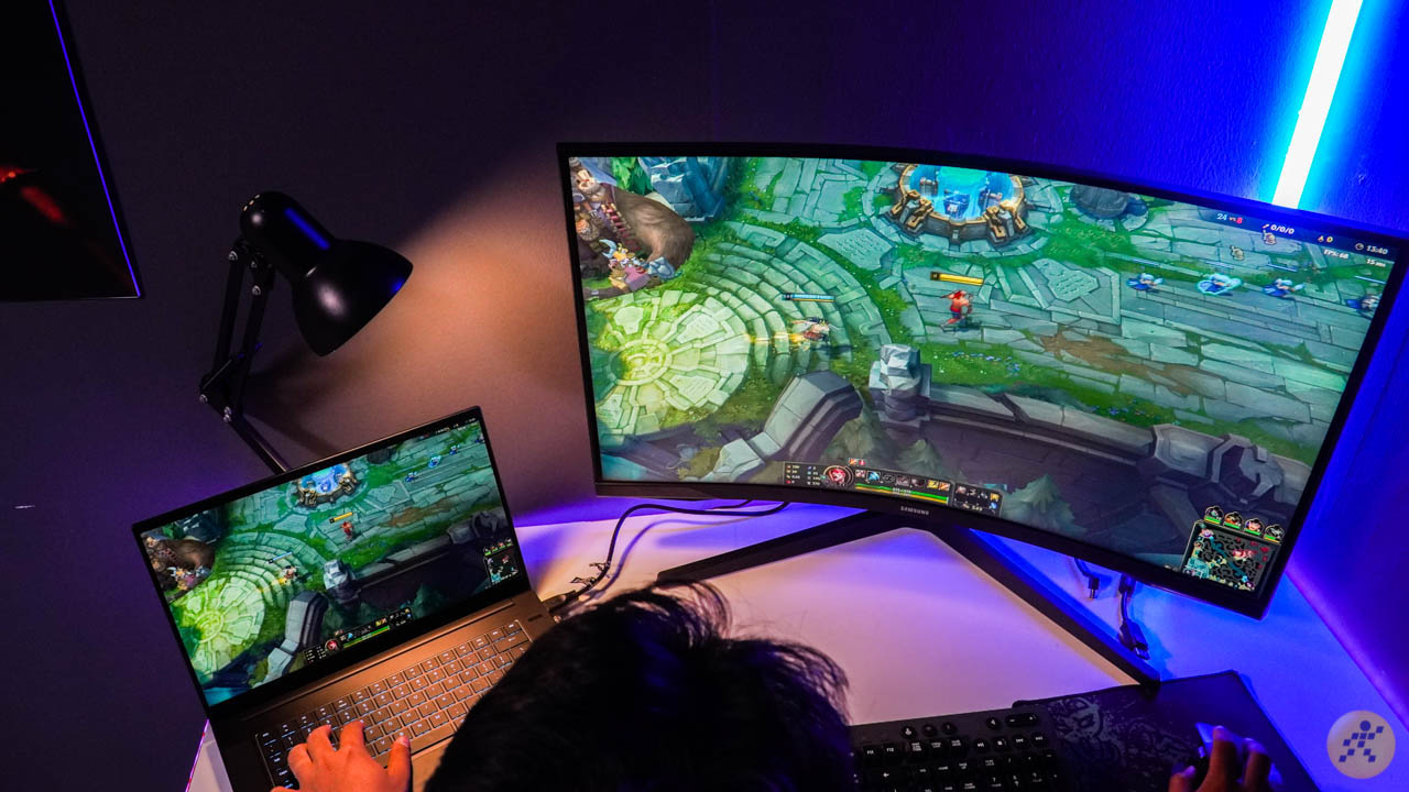 Màn hình LCD Samsung Gaming 32 inch giúp bạn kiểm soát bản đồ dễ dàng Màn hình LCD Samsung Gaming 32 inch giúp bạn kiểm soát bản đồ dễ dàng