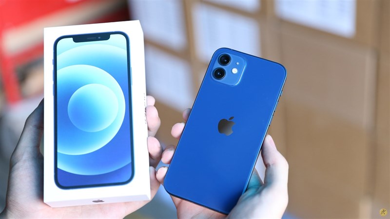 Trên tay iPhone 12 chính hãng Việt Nam: Siêu phẩm đã về, anh em có muốn nhìn ngắm nhan sắc của ẻm không nào?