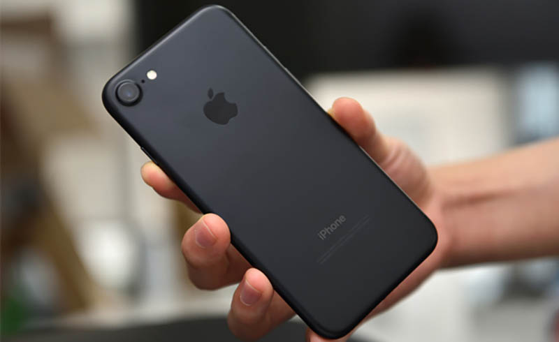 iPhone 7 iPhone 7
