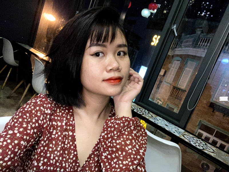 Ảnh được chụp bằng camera selfie Ảnh được chụp bằng camera selfie