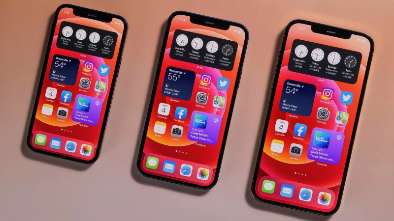 Do cung vượt quá cầu nên giá màn hình OLED cho smartphone giảm, tuy nhiên có một yếu tố tích cực đến từ Apple Do cung vượt quá cầu nên giá màn hình OLED cho smartphone giảm, tuy nhiên có một yếu tố tích cực đến từ Apple