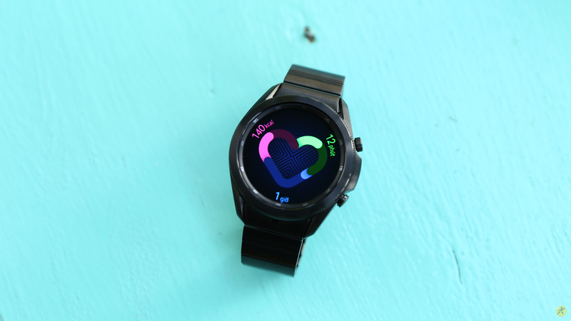 Samsung Galaxy Watch 3 Titanium liệu có là chiếc đồng hồ thông minh đáng mua ở Thế giới di động trong dịp cuối năm?