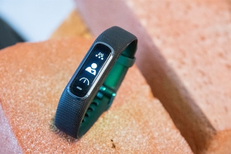 Garmin Vivosmart 4 Garmin Vivosmart 4
