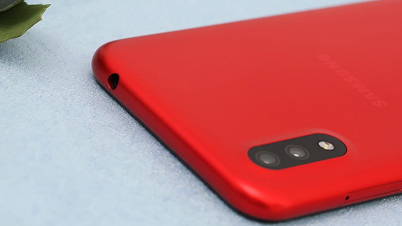 Mặt sau Galaxy A01 Mặt sau Galaxy A01