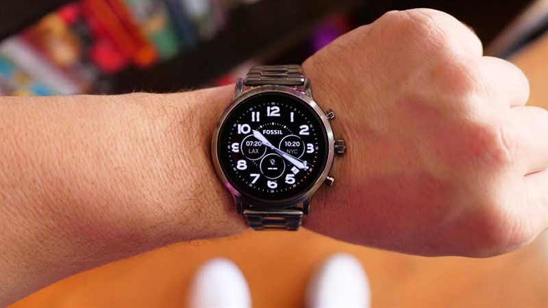 Fossil Gen 5 được cải thiện độ trễ rõ ràng so với các đồng hồ Wear OS trước đây. Fossil Gen 5 được cải thiện độ trễ rõ ràng so với các đồng hồ Wear OS trước đây