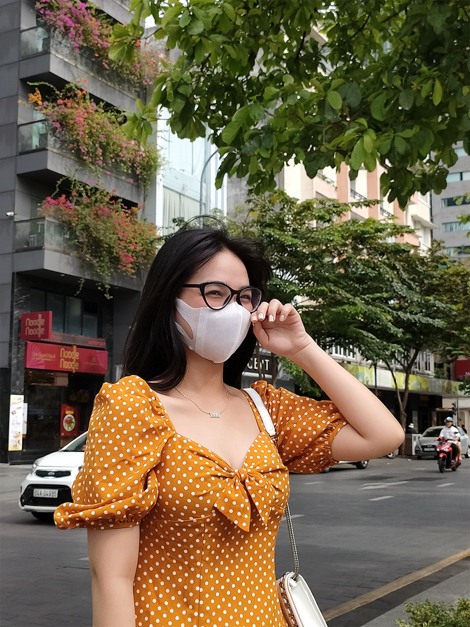 Ảnh chụp trong điều kiện đủ sáng Ảnh chụp trong điều kiện đủ sáng