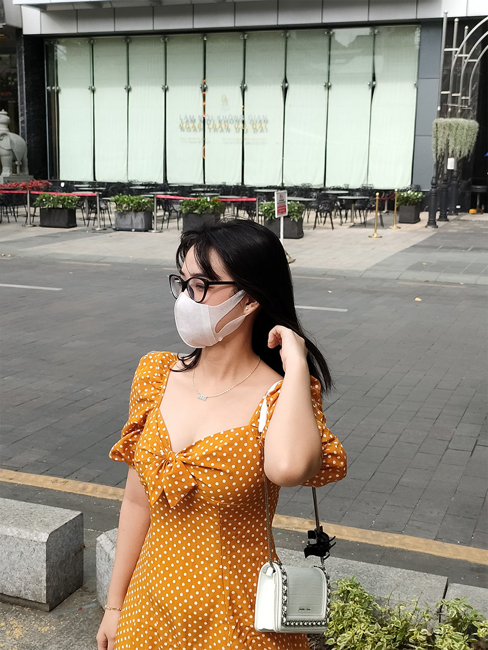 Ảnh chụp trong điều kiện đủ sáng Ảnh chụp trong điều kiện đủ sáng