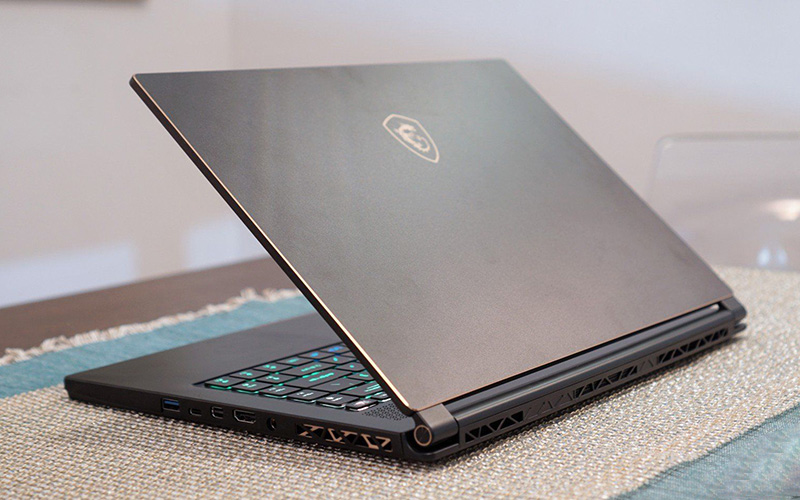 GS65 Stealth GS65 Stealth