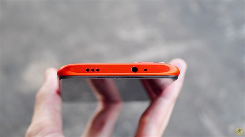 Cạnh trên của Xiaomi Redmi 9T