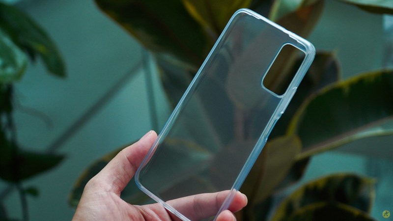 Chiếc ốp lưng được tặng kèm của Xiaomi Redmi 9T