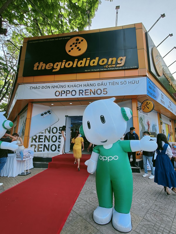 Toàn cảnh sự kiện giao những chiếc OPPO Reno5 đầu tiên tại TGDĐ