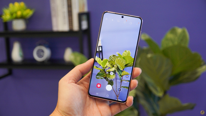 Samsung và chiến lược định giá mới với bộ ba Galaxy S21 series, ăn trọn thị phần cận cao cấp với flagship killer S21 và chiếm trọn spotlight với S21 Ultra cao cấp nhất nhưng giá cực tốt! Samsung và chiến lược định giá mới với bộ ba Galaxy S21 series, ăn trọn thị phần cận cao cấp với flagship killer S21 và chiếm trọn spotlight với S21 Ultra cao cấp nhất nhưng giá cực tốt!