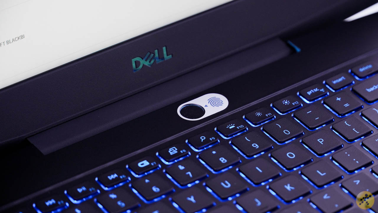Cả hai laptop đều có cảm biến vân tay tích hợp trong nút nguồn