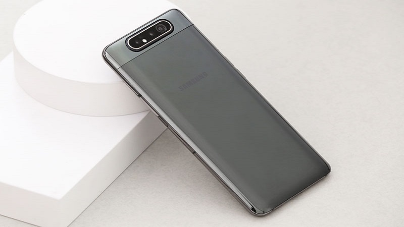 Rò rỉ thông tin của Samsung Galaxy A82 5G: Rất có thể sẽ là chiếc điện thoại tiếp theo có camera xoay lật